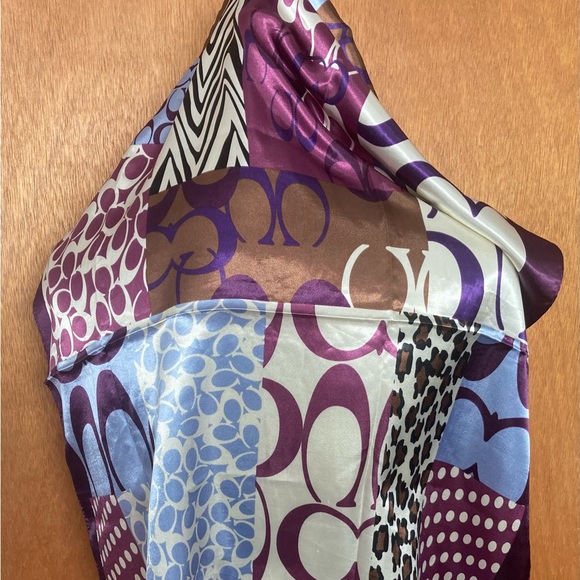 Vintage Large Multi Color Coach Wrap - Picture 3 of 4